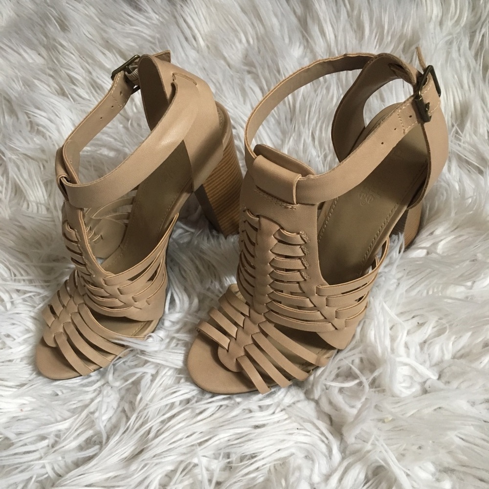 Beige Open toe shoes